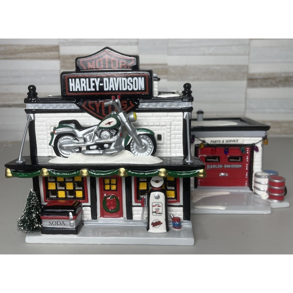 1997 Dept 56 Original Snow Village Harley-Davidson Motorcycle Shop #54886 In Box